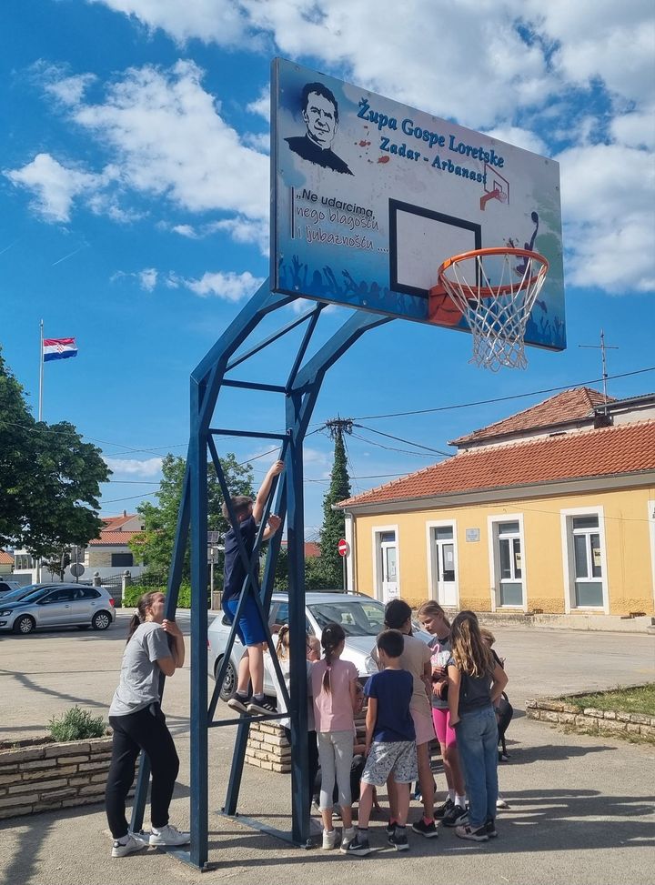 Pogledajte na fotografijama kakv